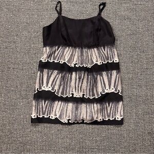 🆕 CAbi Black and Gray Dazzle Tunic